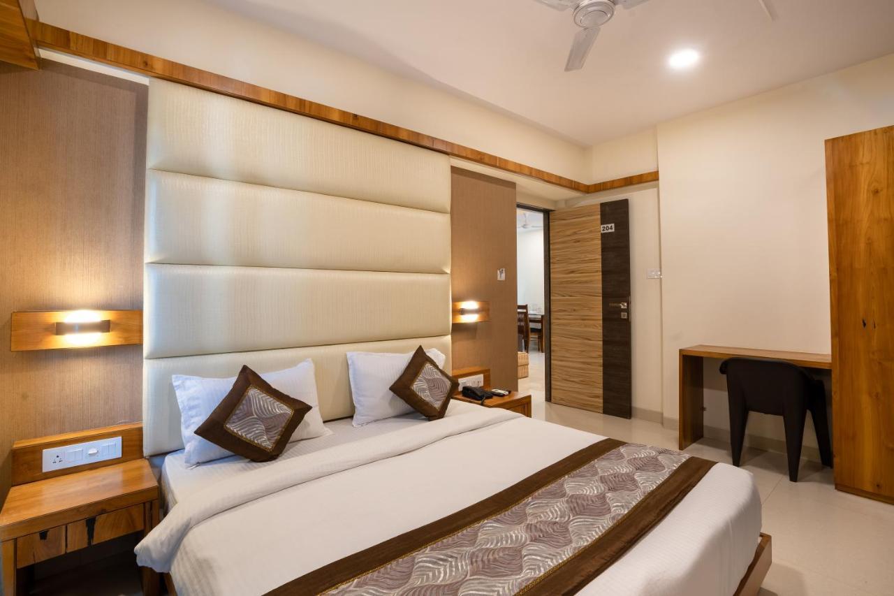 Home2 Suites And Service Apartments, Mumbai Airport Extérieur photo