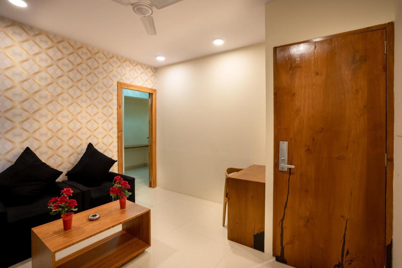 Home2 Suites And Service Apartments, Mumbai Airport Extérieur photo