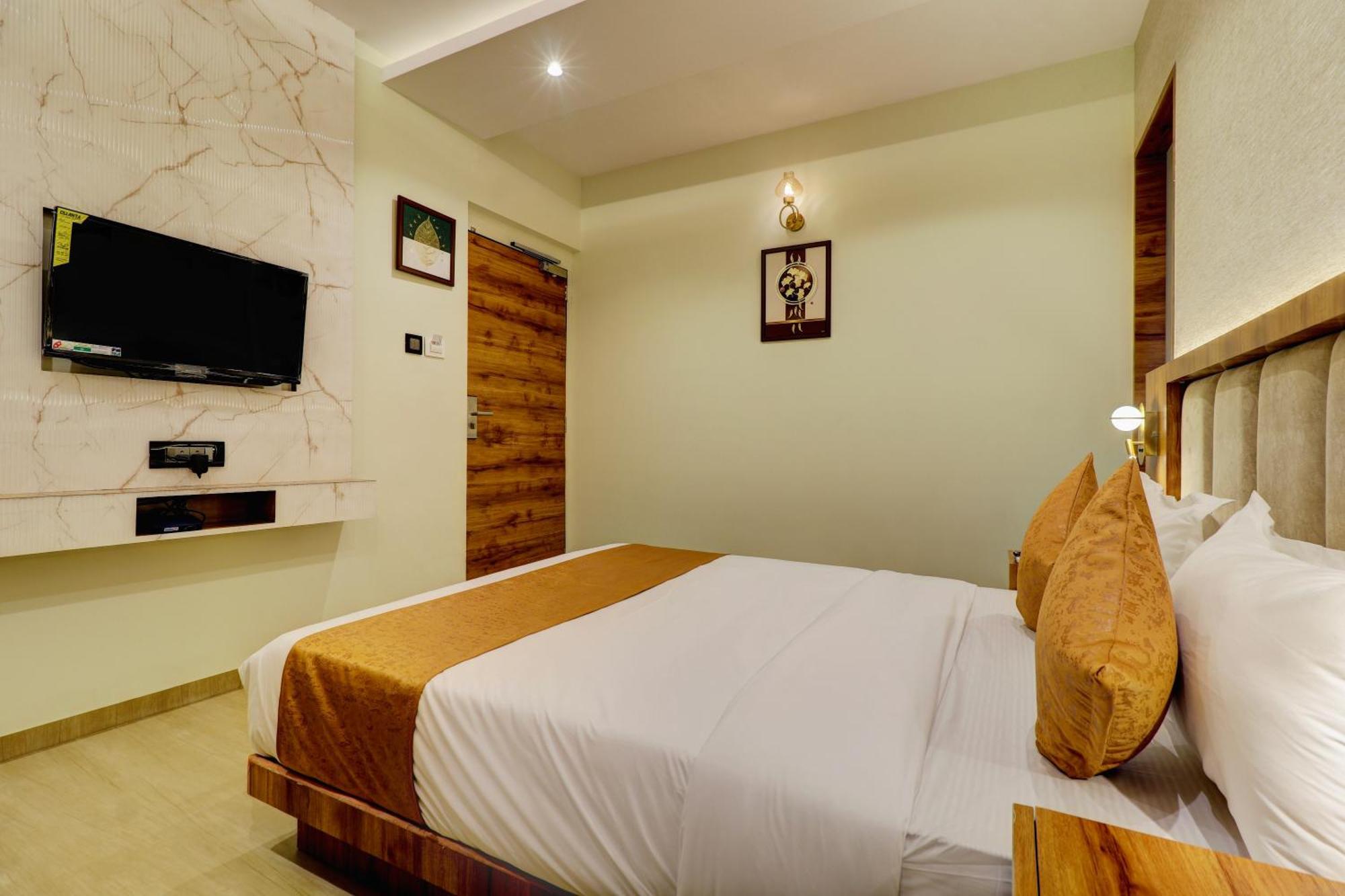 Home2 Suites And Service Apartments, Mumbai Airport Extérieur photo