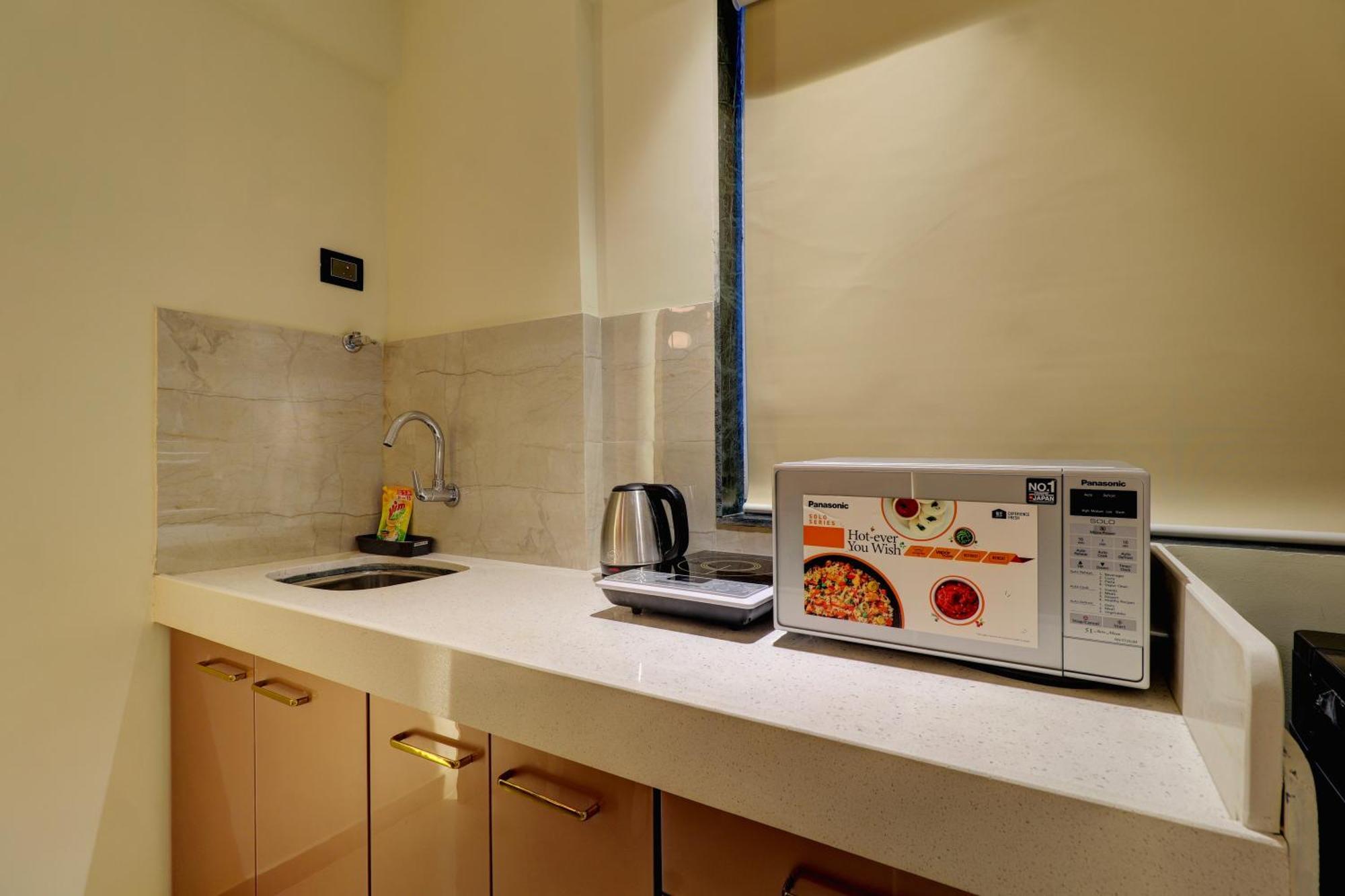 Home2 Suites And Service Apartments, Mumbai Airport Extérieur photo