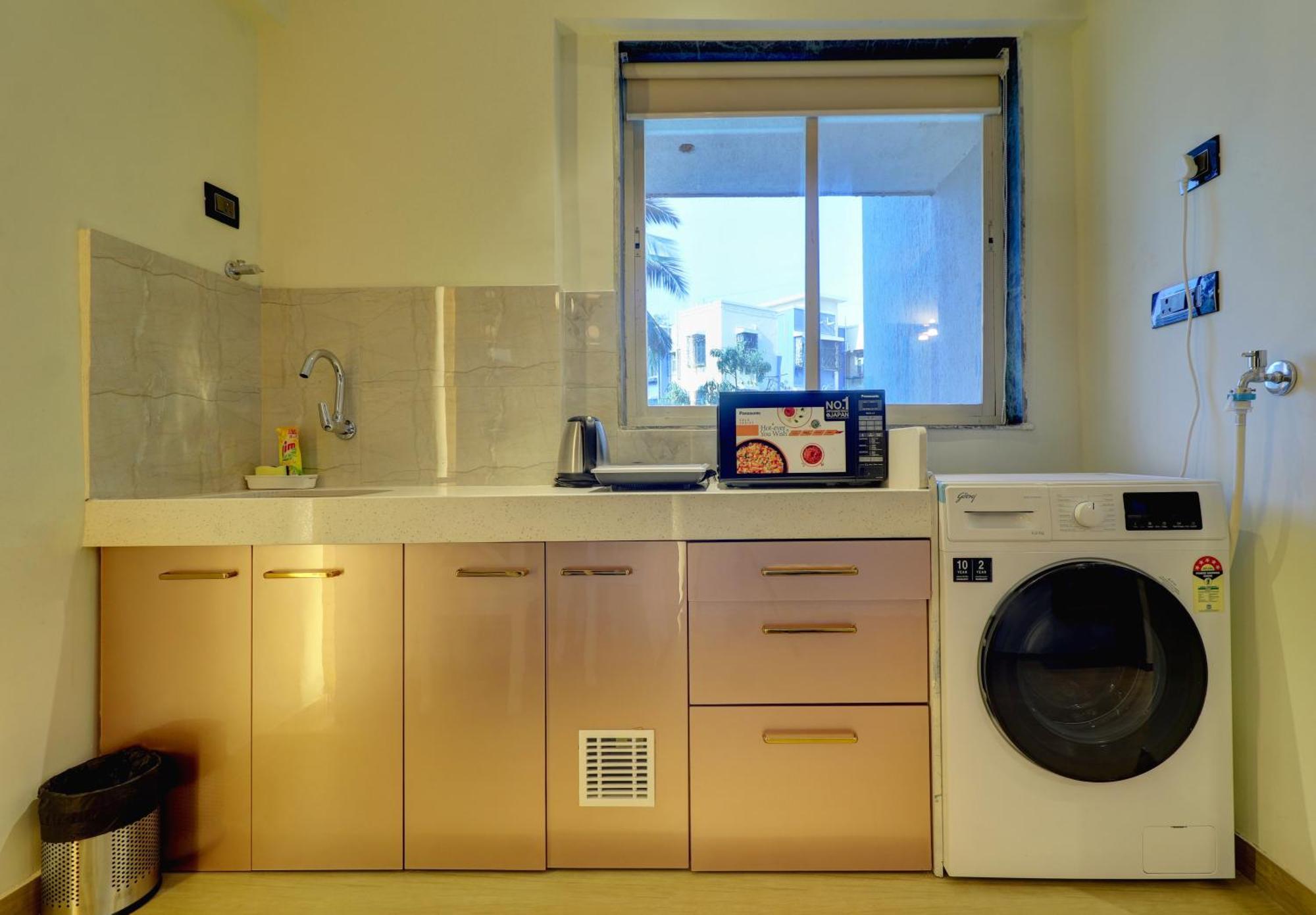 Home2 Suites And Service Apartments, Mumbai Airport Extérieur photo