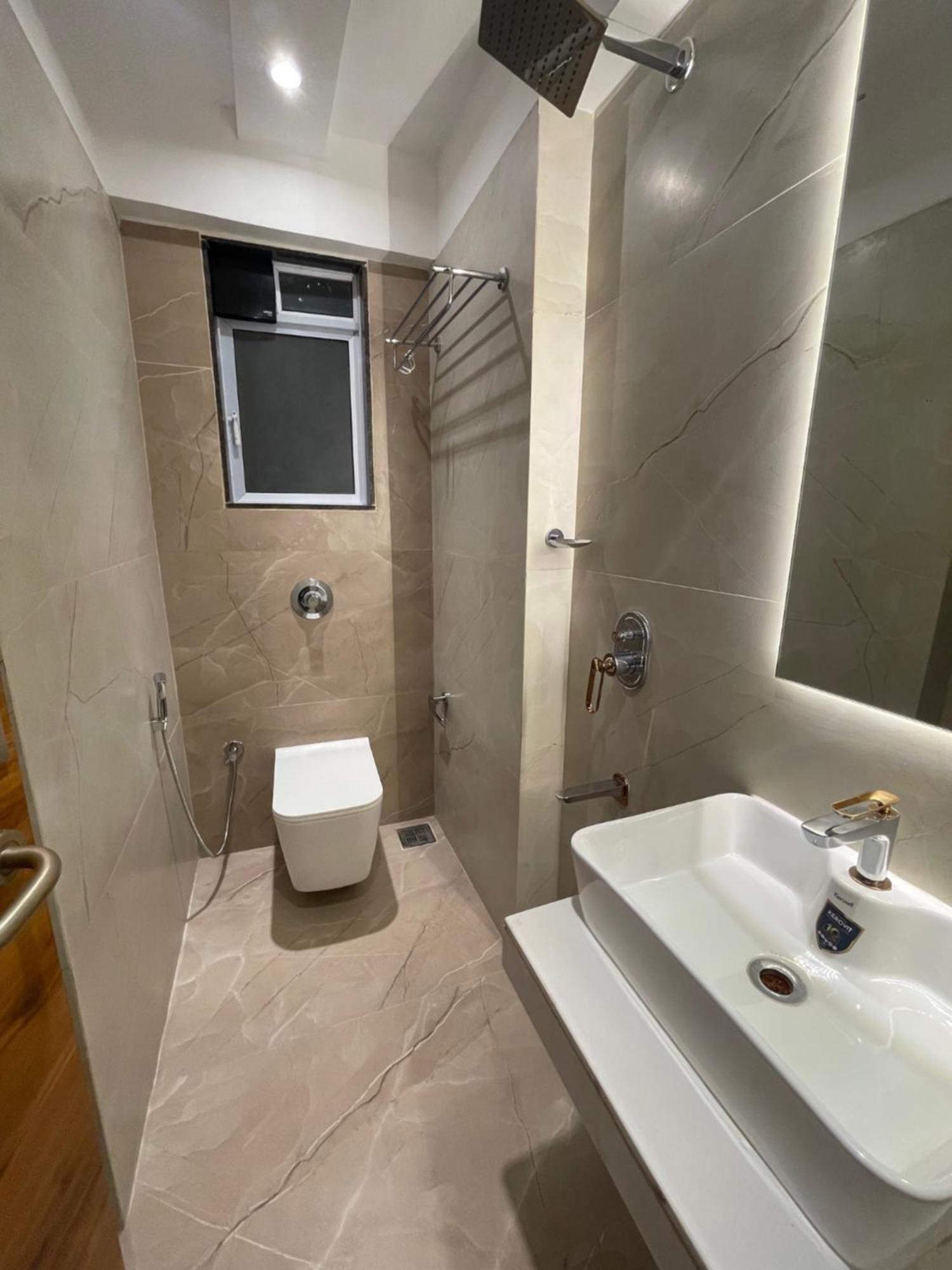 Home2 Suites And Service Apartments, Mumbai Airport Extérieur photo